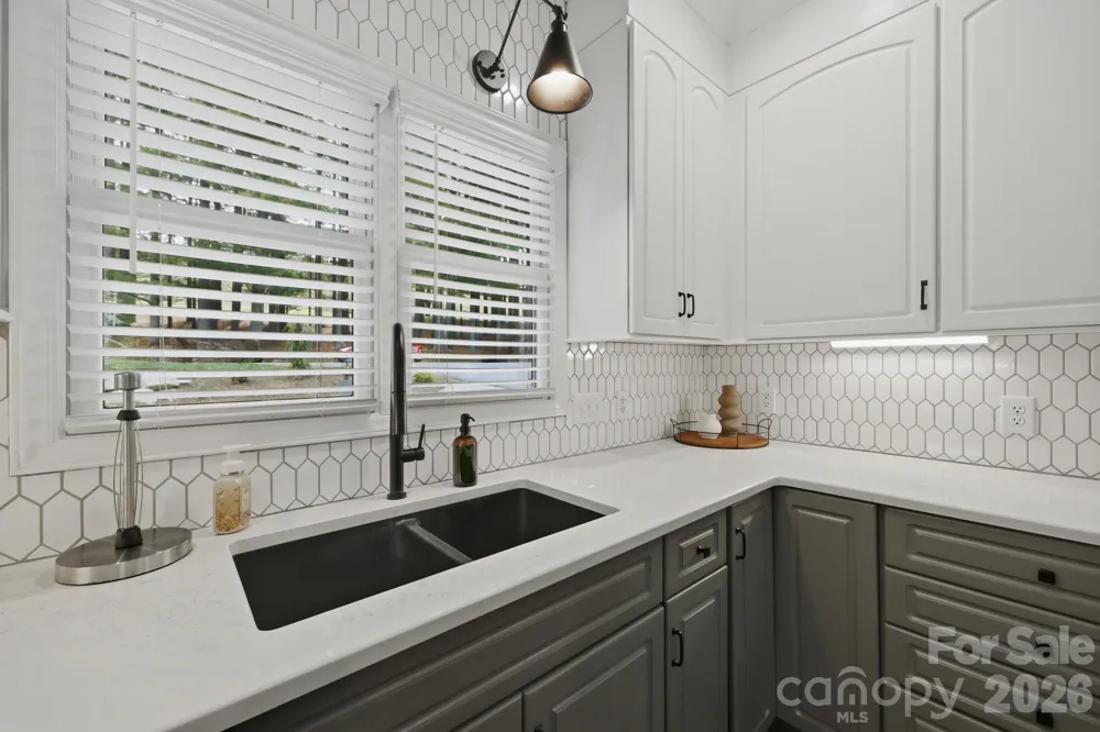 643 W Landing Drive Jefferson, NC 28640