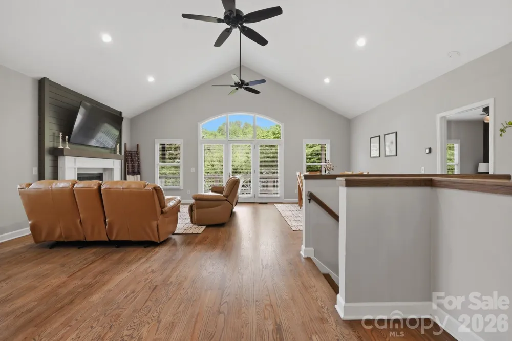 643 W Landing Drive Jefferson, NC 28640