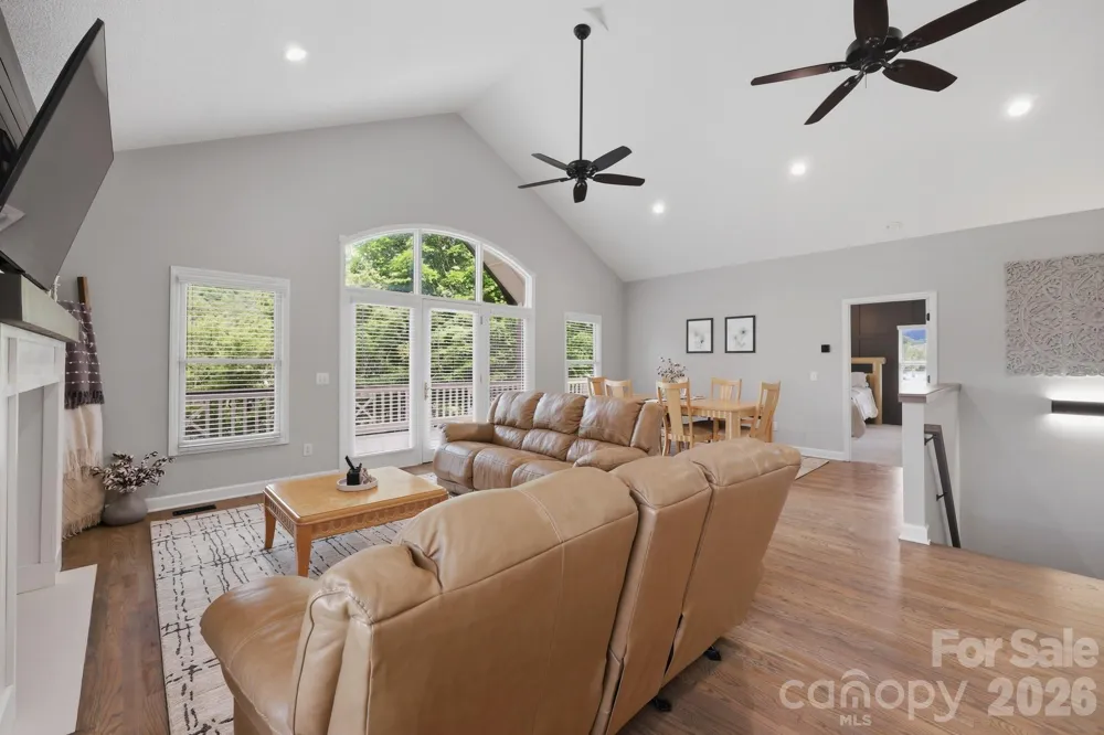 643 W Landing Drive Jefferson, NC 28640