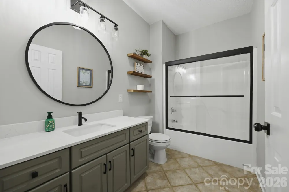 643 W Landing Drive Jefferson, NC 28640