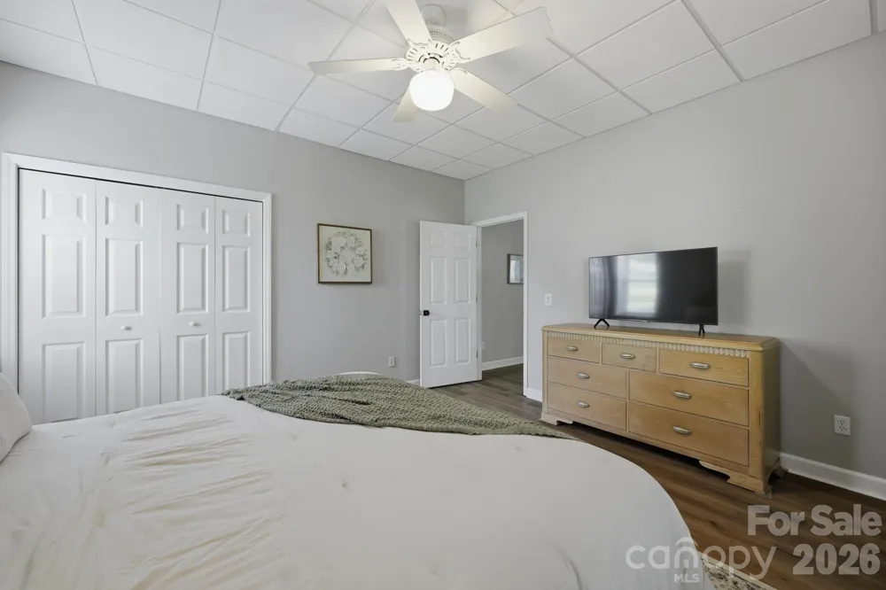 643 W Landing Drive Jefferson, NC 28640