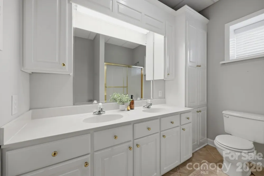 643 W Landing Drive Jefferson, NC 28640