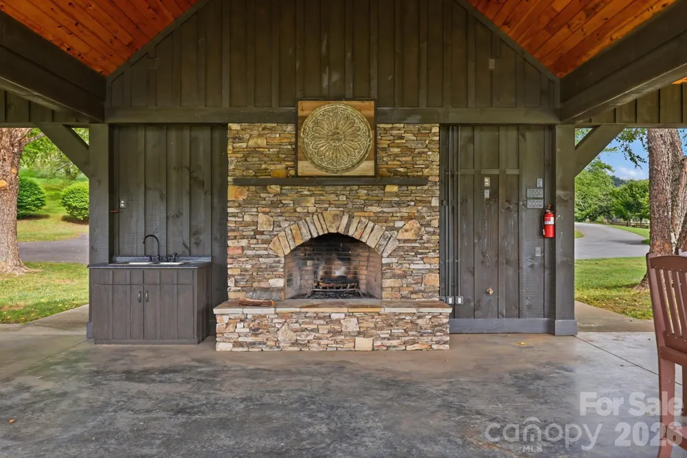643 W Landing Drive Jefferson, NC 28640