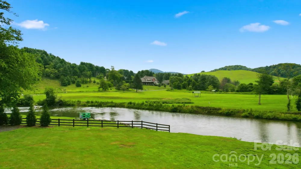 643 W Landing Drive Jefferson, NC 28640