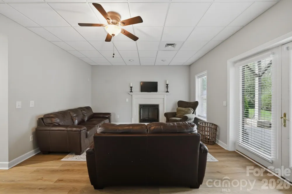 643 W Landing Drive Jefferson, NC 28640
