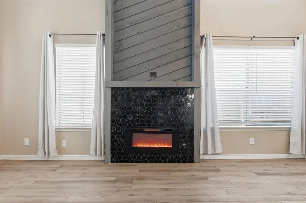 821 Dublin Drive #211 Richardson, TX 75080