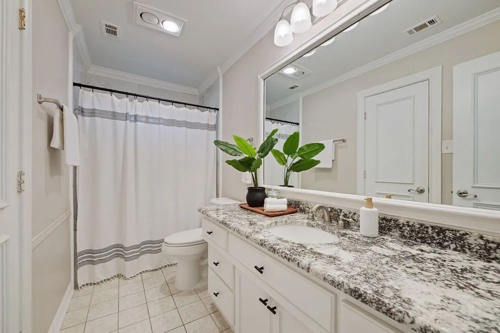 6010 La Cosa Drive Dallas, TX 75248