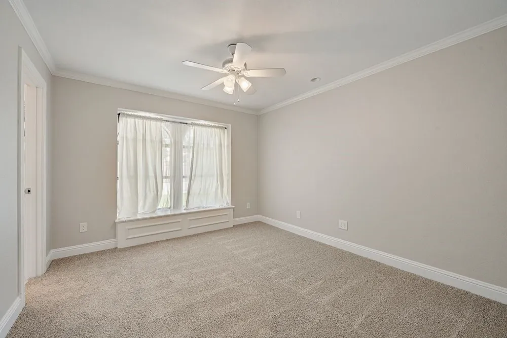 6010 La Cosa Drive Dallas, TX 75248