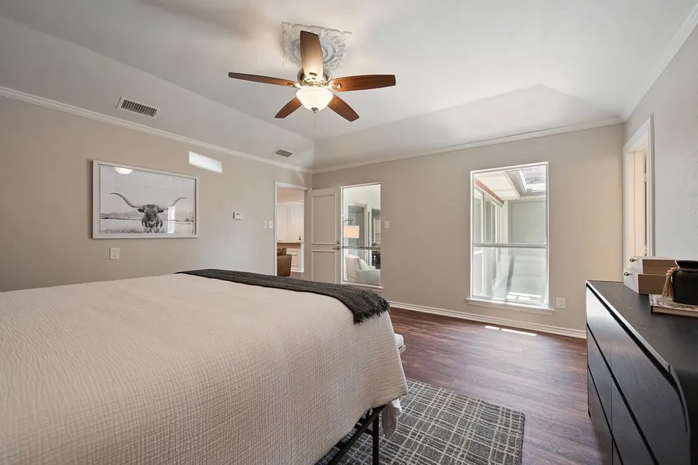 6010 La Cosa Drive Dallas, TX 75248