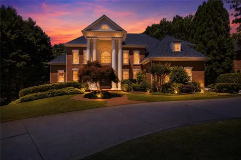 1845 Sugarloaf Club Drive