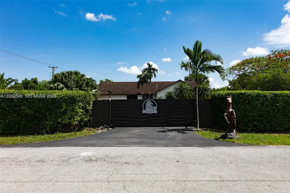 21290 SW 234th St Homestead, FL 33031