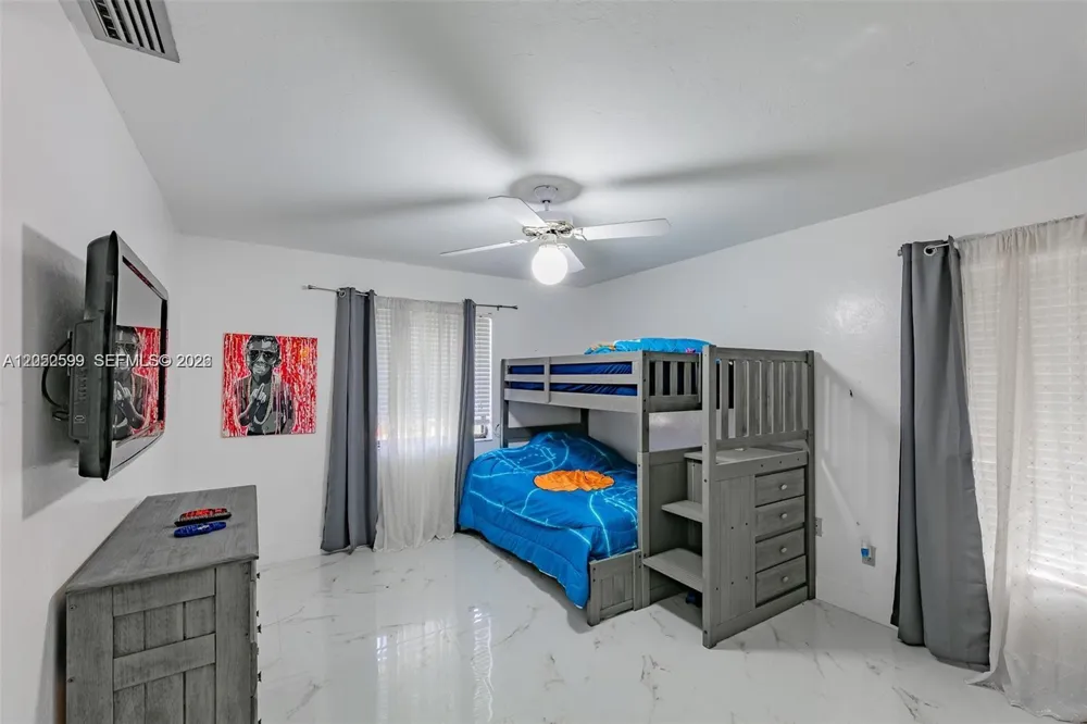 21290 SW 234th St Homestead, FL 33031