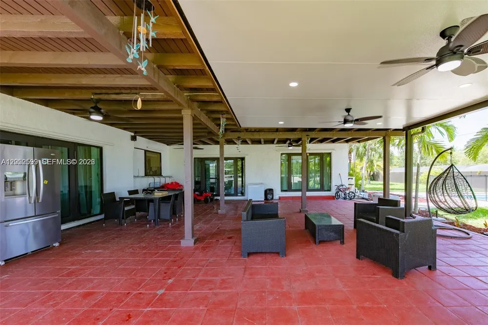 21290 SW 234th St Homestead, FL 33031