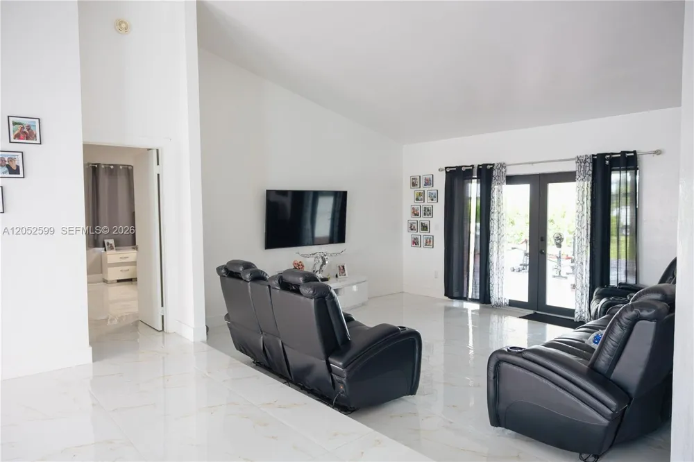 21290 SW 234th St Homestead, FL 33031