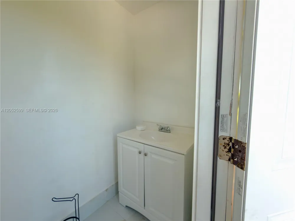 21290 SW 234th St Homestead, FL 33031