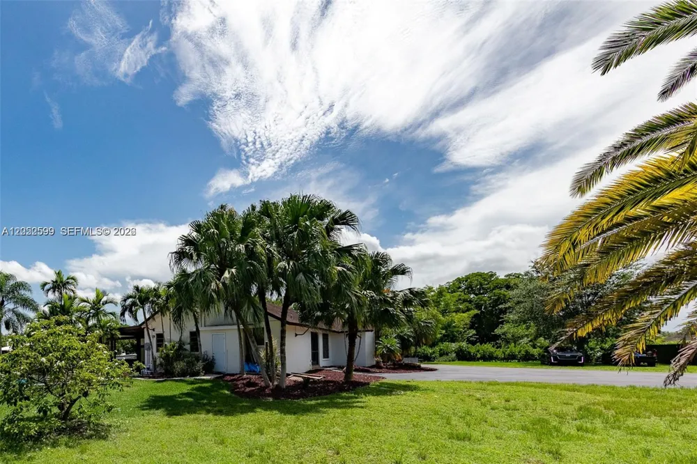 21290 SW 234th St Homestead, FL 33031