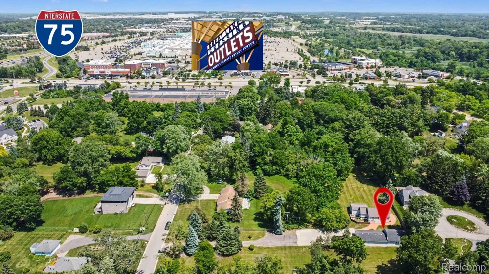 235 Alberta Street Auburn Hills City, MI 48326
