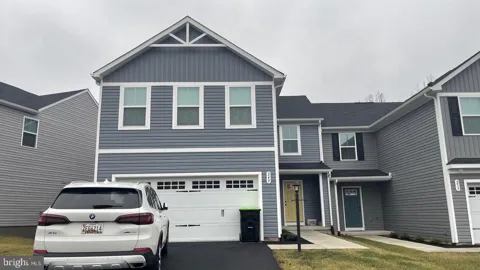 205 THICKET DRIVE