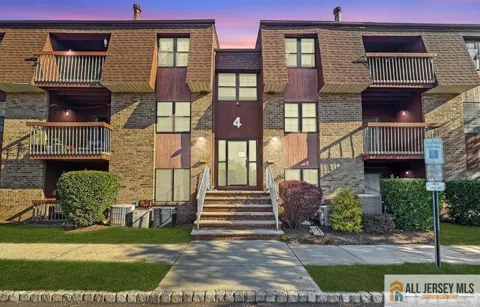 39 Powderhorn Court