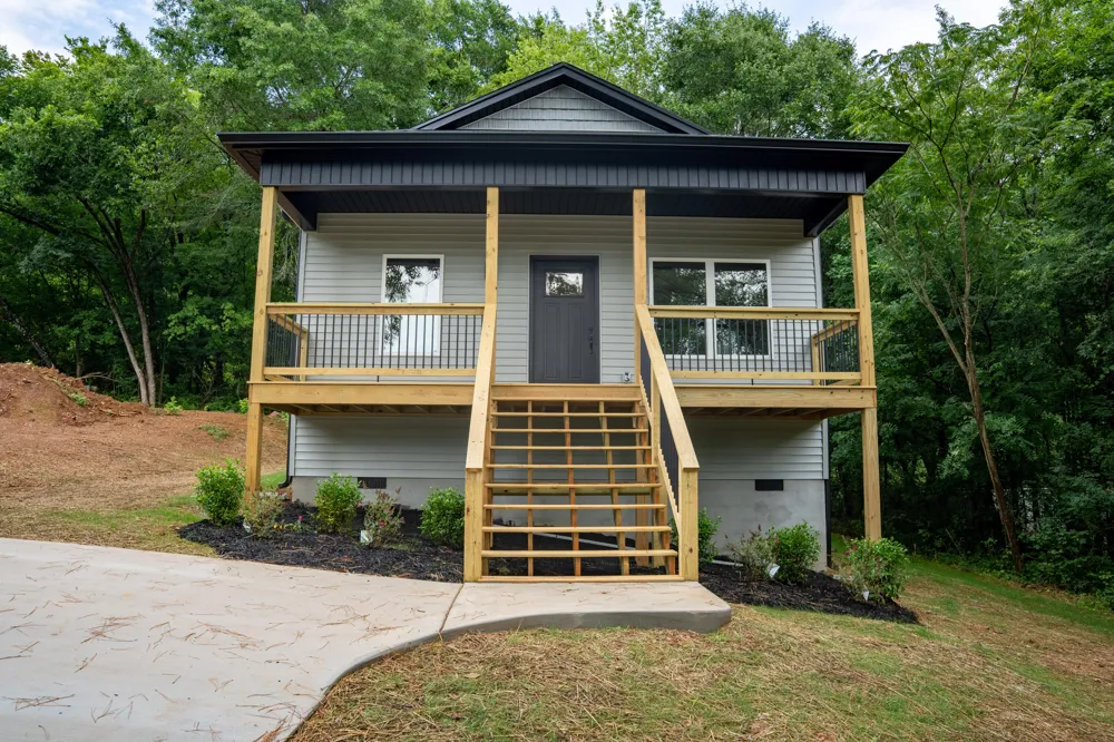 260 High Street Charleston, TN 37310