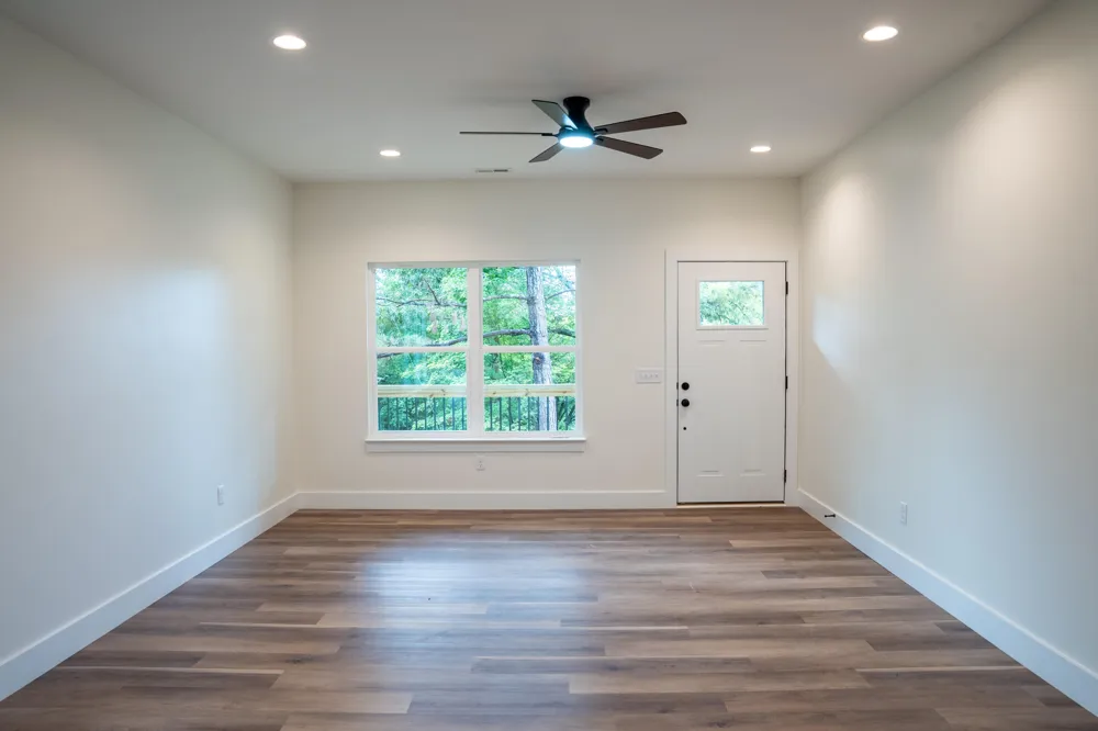 260 High Street Charleston, TN 37310