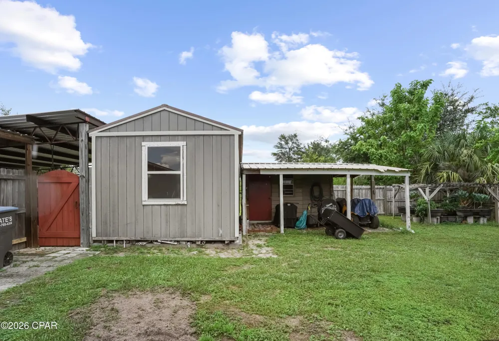 6532 Waverly Street Youngstown, FL 32466