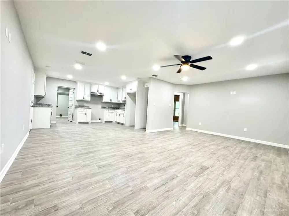 406 10th Street Donna, TX 78537