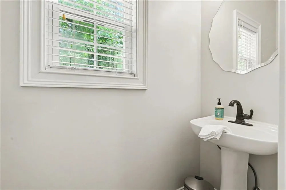 21 Blaze Court Palmetto, GA 30268
