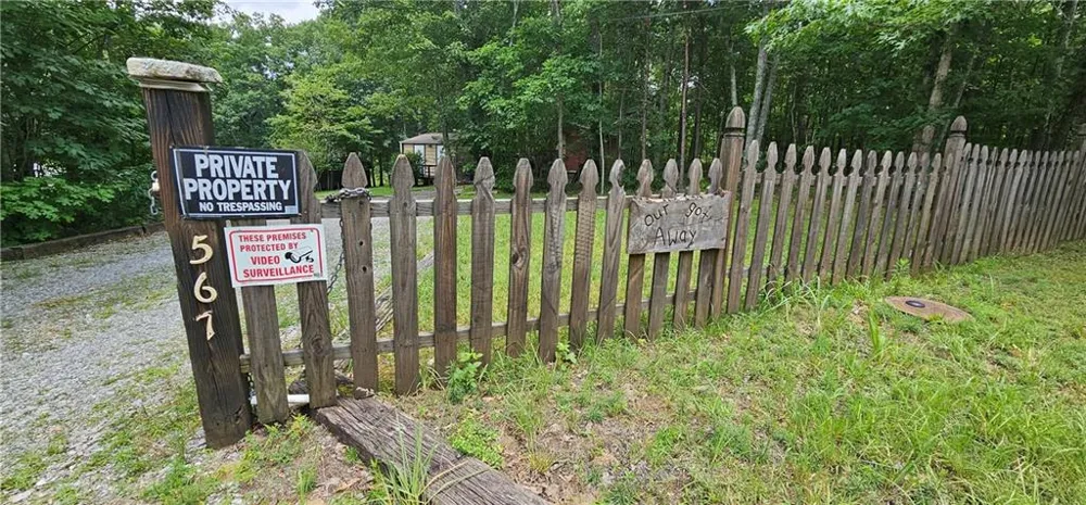 567 Dale Trail Menlo, GA 30731