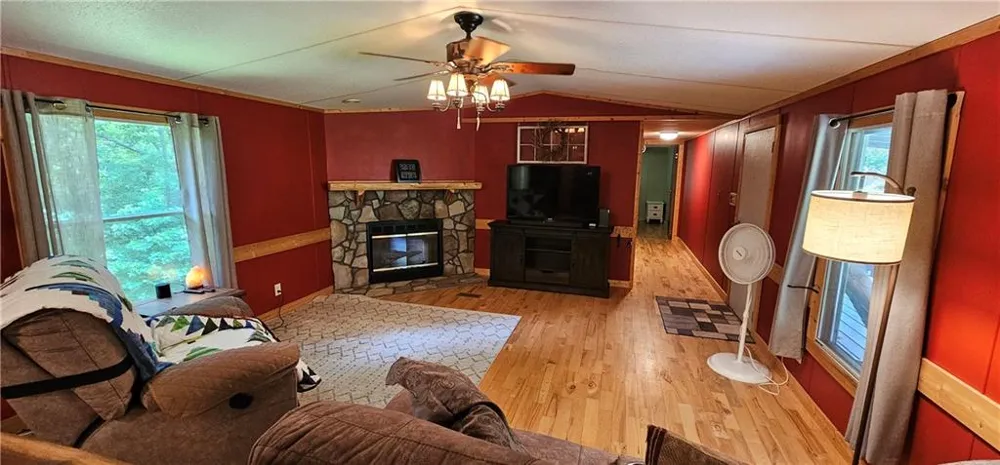 567 Dale Trail Menlo, GA 30731