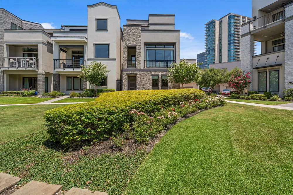 6104 Preserve Drive Plano, TX 75024