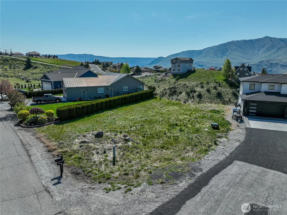 212 Stehekin Way Chelan, WA 98816