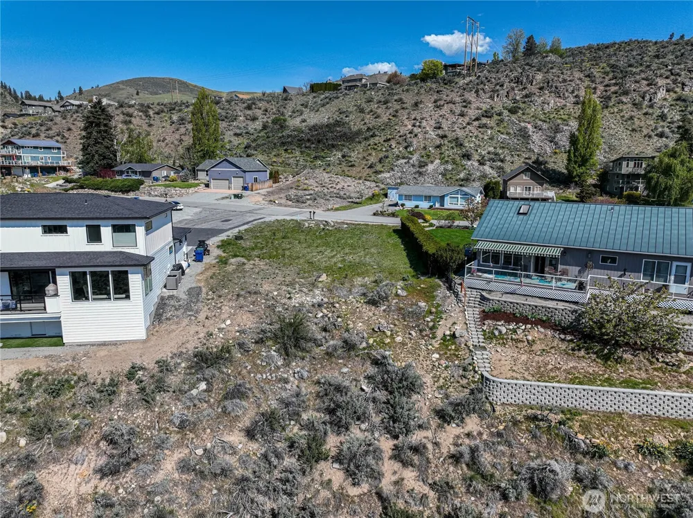 212 Stehekin Way Chelan, WA 98816
