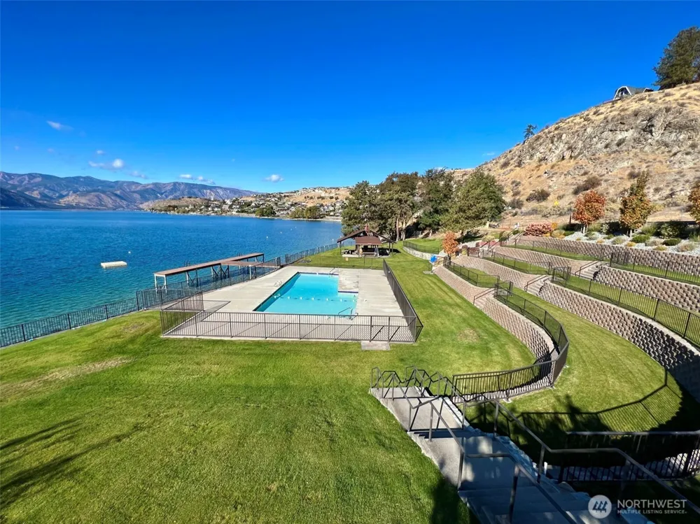 212 Stehekin Way Chelan, WA 98816