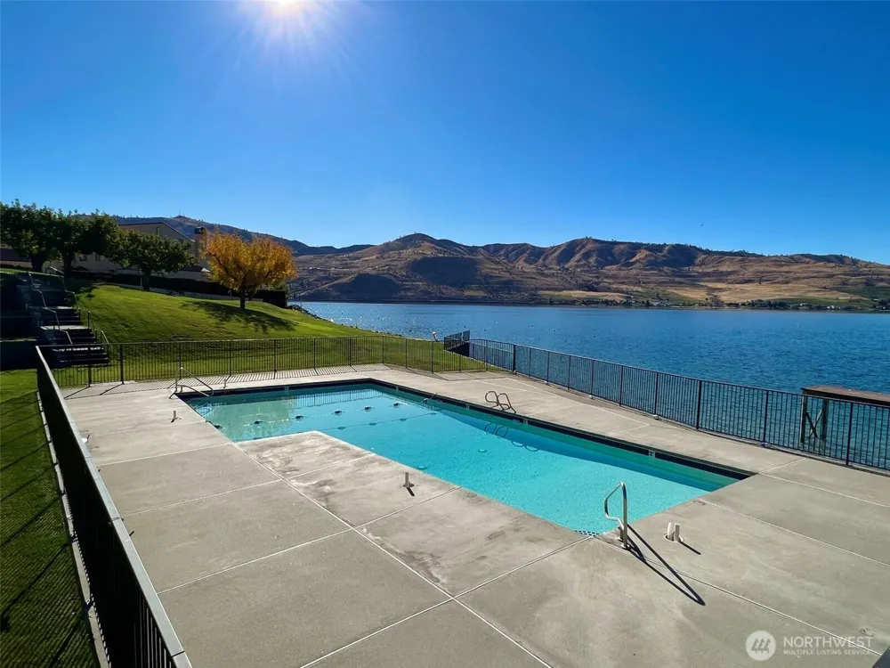 212 Stehekin Way Chelan, WA 98816