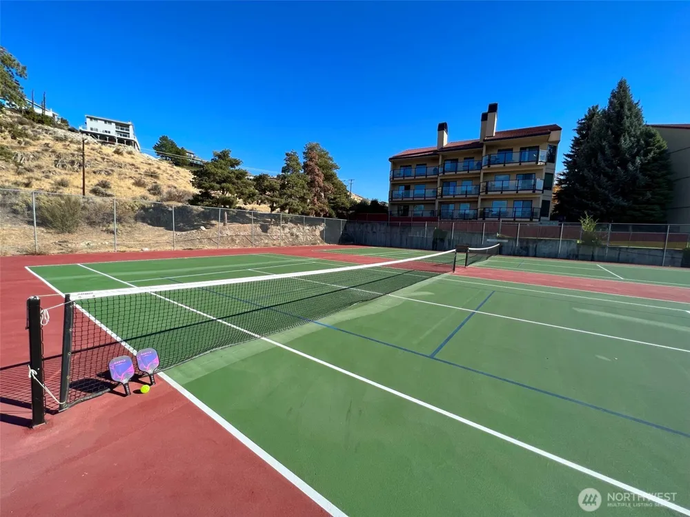 212 Stehekin Way Chelan, WA 98816