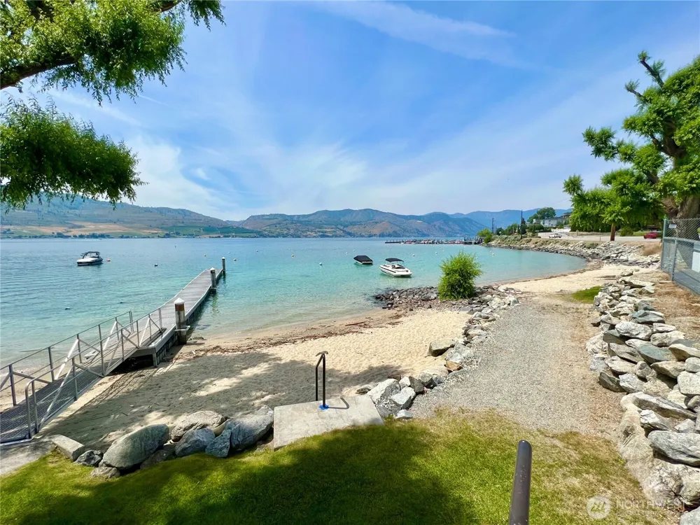 212 Stehekin Way Chelan, WA 98816