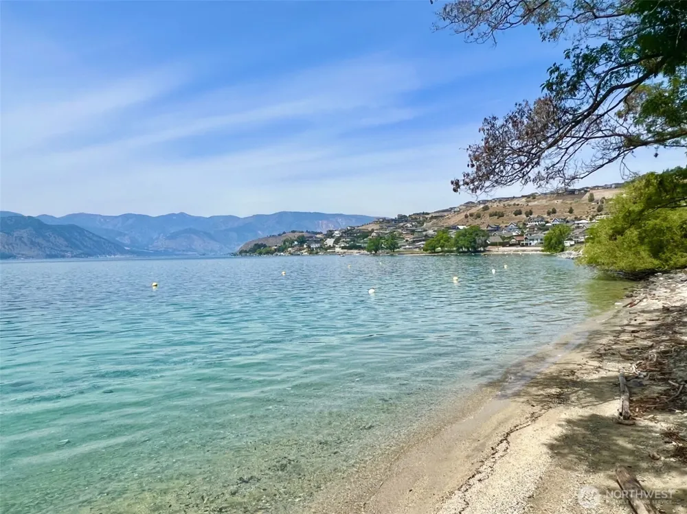 212 Stehekin Way Chelan, WA 98816
