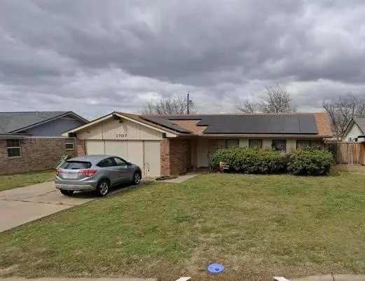1707 15th Street Mineral Wells, TX 76067