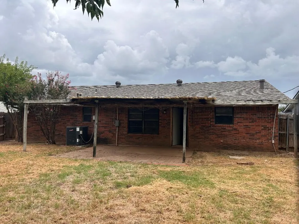 1707 15th Street Mineral Wells, TX 76067