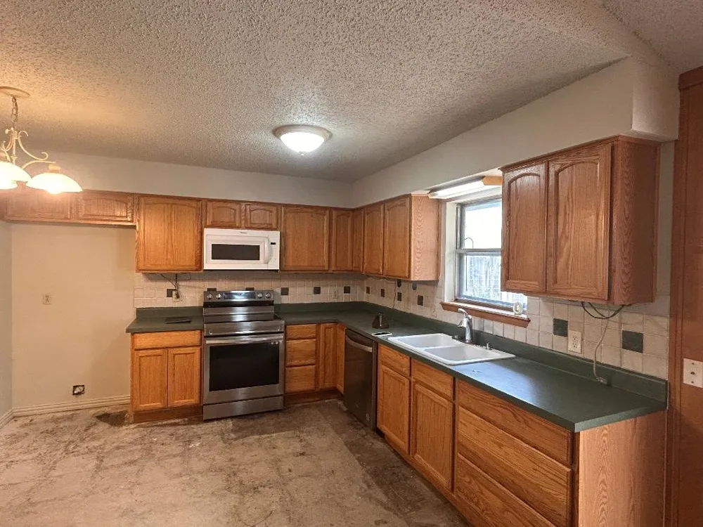 1707 15th Street Mineral Wells, TX 76067