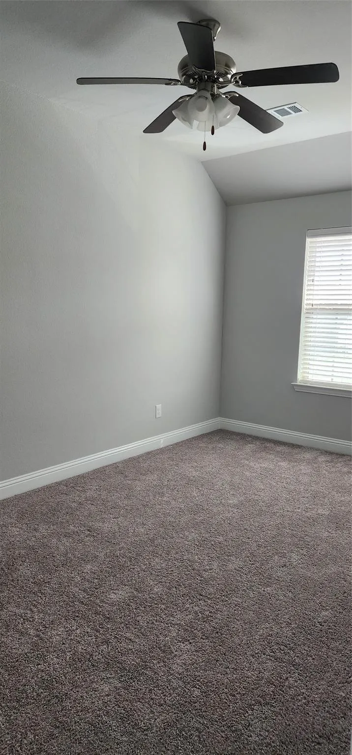 702 Amber Greenville, TX 75042
