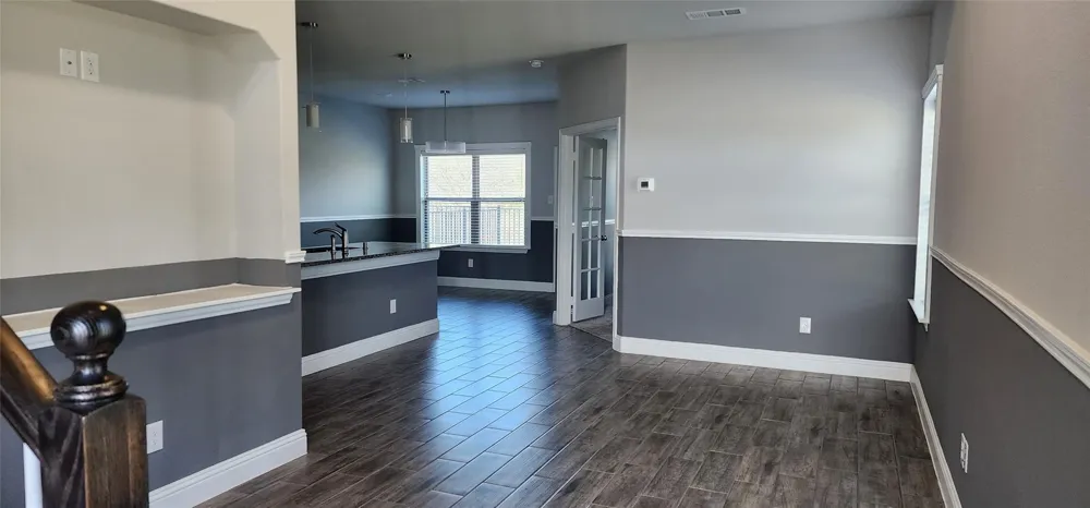 702 Amber Greenville, TX 75042