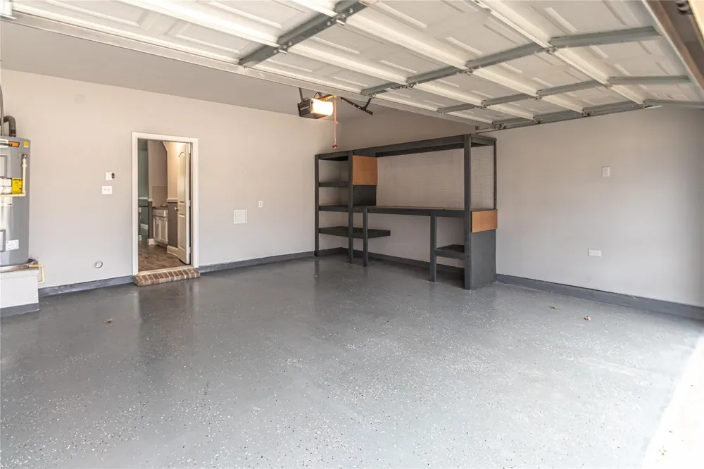 702 Amber Greenville, TX 75042