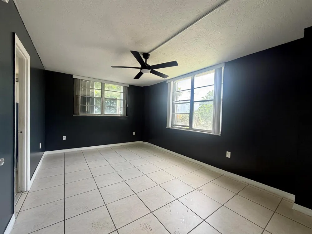 15600 NW 7TH AVENUE #303 Miami, FL 33169