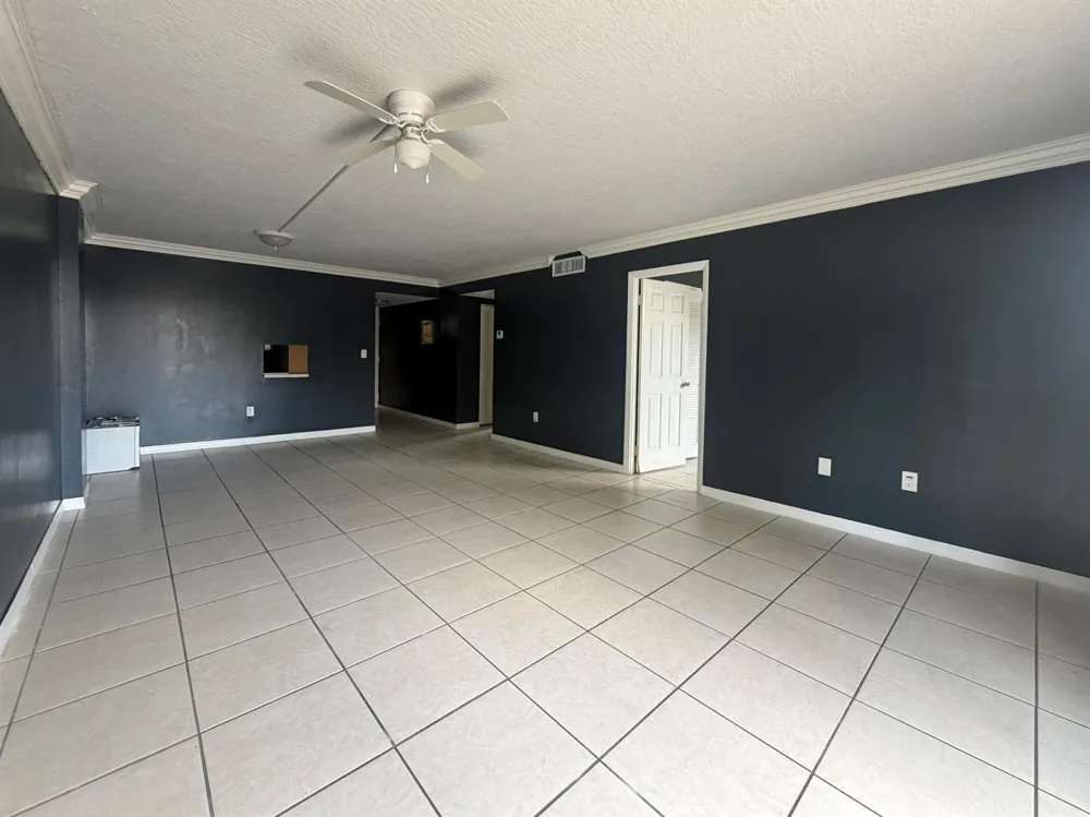 15600 NW 7TH AVENUE #303 Miami, FL 33169