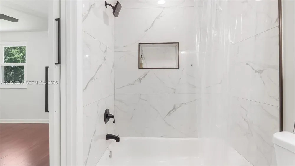 785 Crystal Lake Dr #785 Deerfield Beach, FL 33064