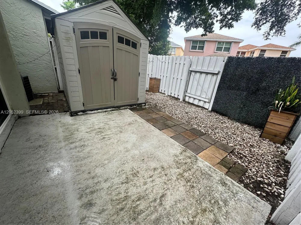 785 Crystal Lake Dr #785 Deerfield Beach, FL 33064