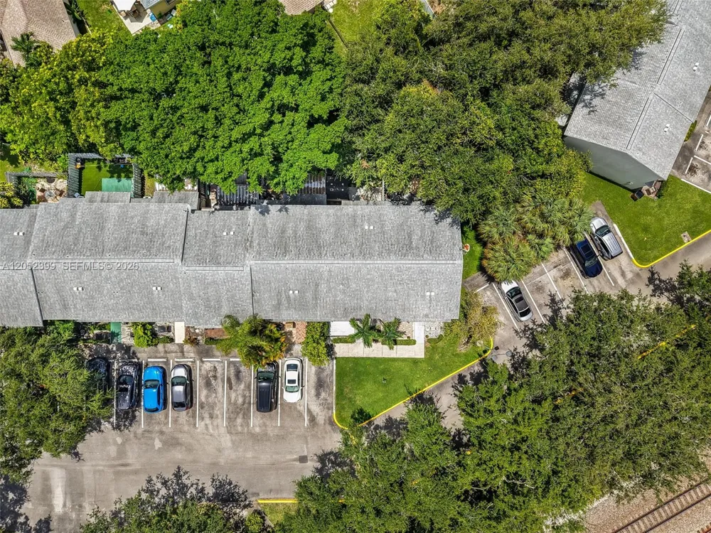 785 Crystal Lake Dr #785 Deerfield Beach, FL 33064