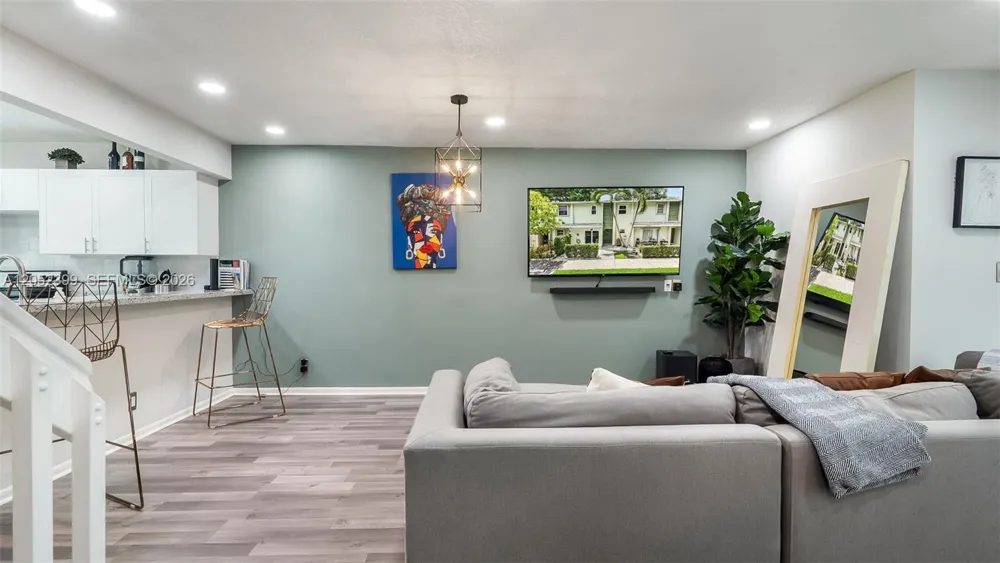 785 Crystal Lake Dr #785 Deerfield Beach, FL 33064